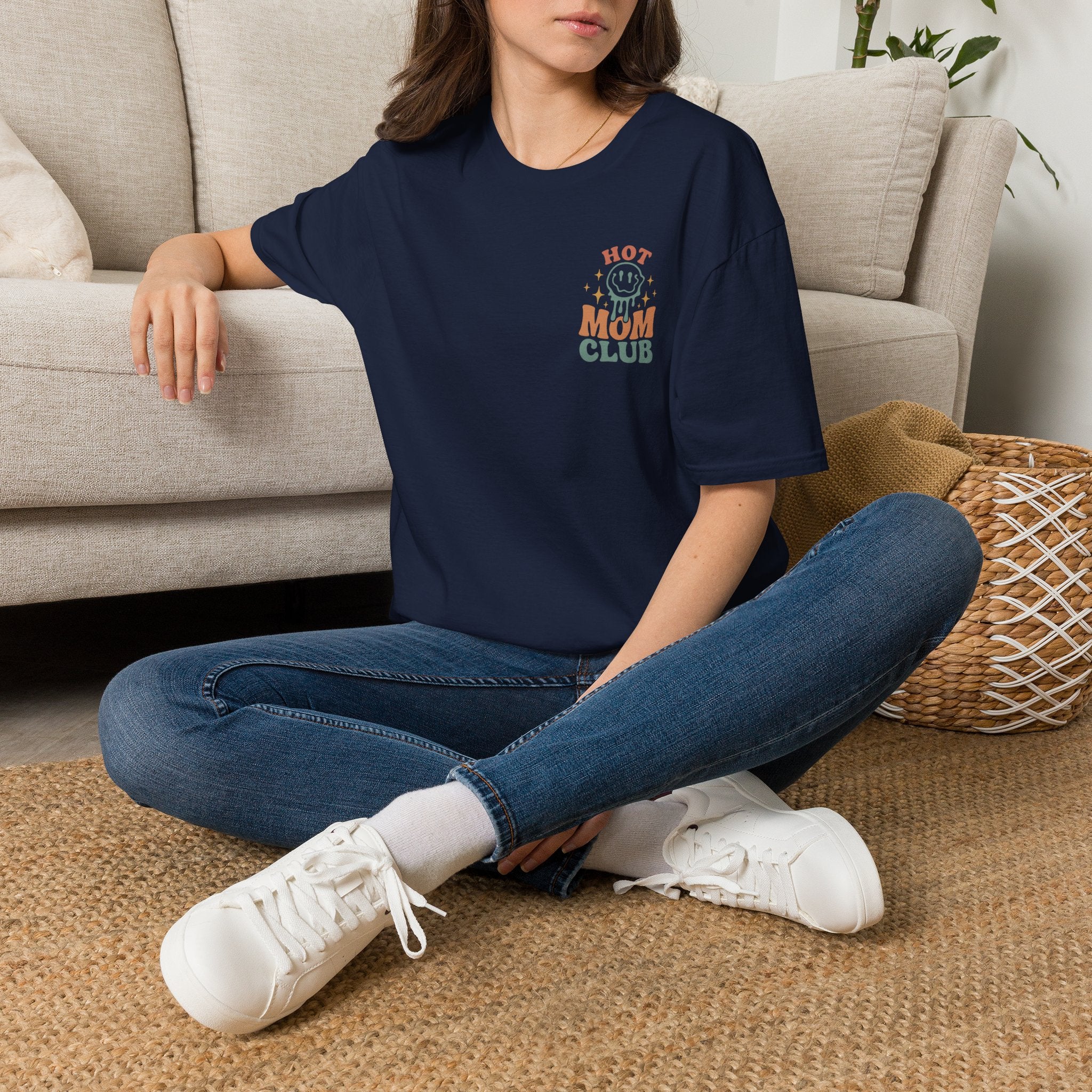 Hot Mom Club T-Shirt — Retro Smiley Graphic Mother’s Day Tee